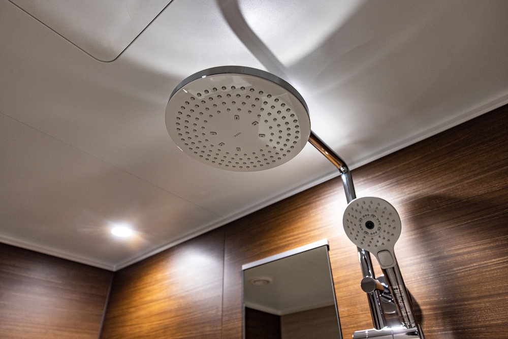 [禁煙] ツインルーム (24.90平米, ベッド幅110cm,大人最大2名) バスルーム0 | ホテルトラッド博多