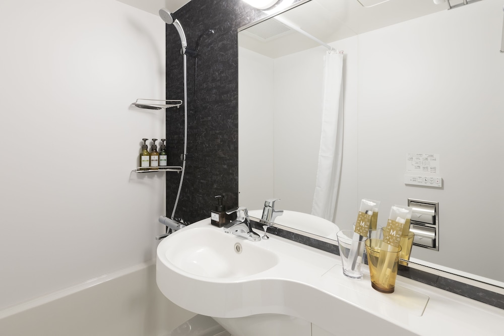 ダブルルーム バスルーム0 | エムズホテル三条大宮