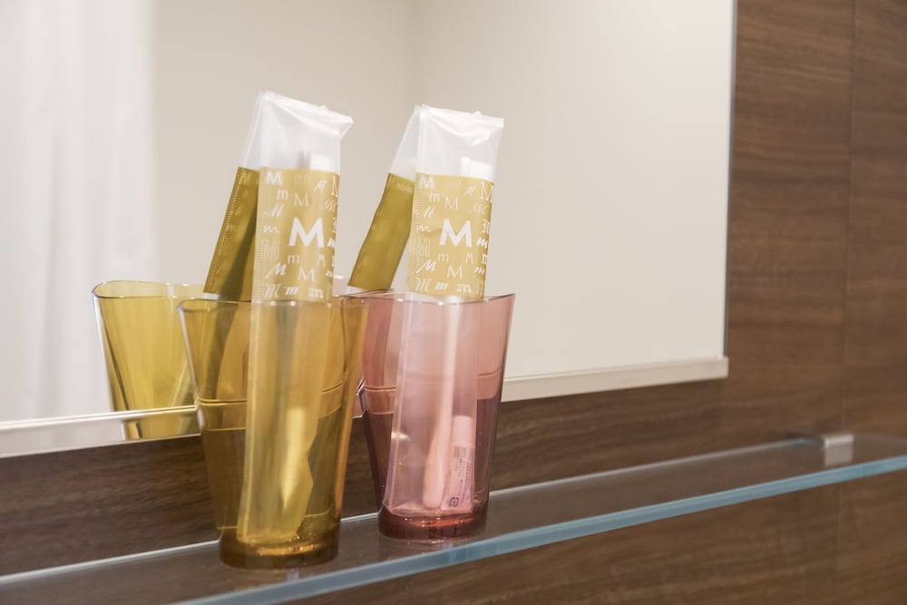 ダブルルーム バスルームの設備1 | エムズホテル三条大宮