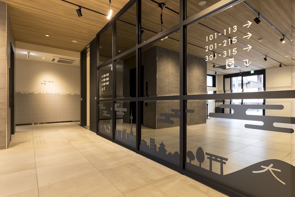 ロビー1 | エムズホテル三条大宮