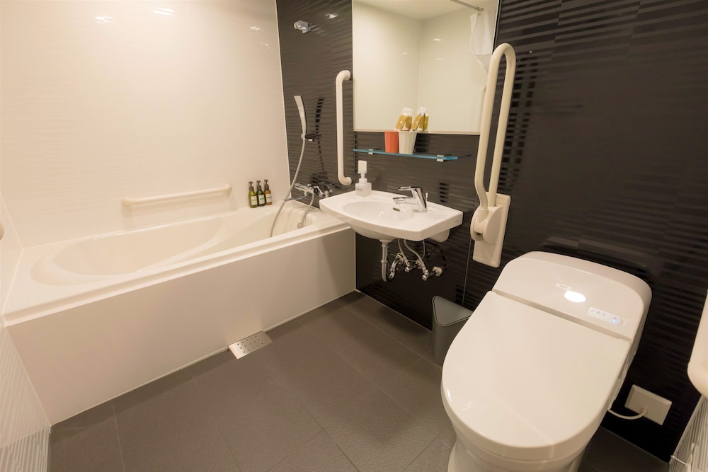 デラックスダブル バスルーム1 | エムズホテル 京都駅 TARUYA