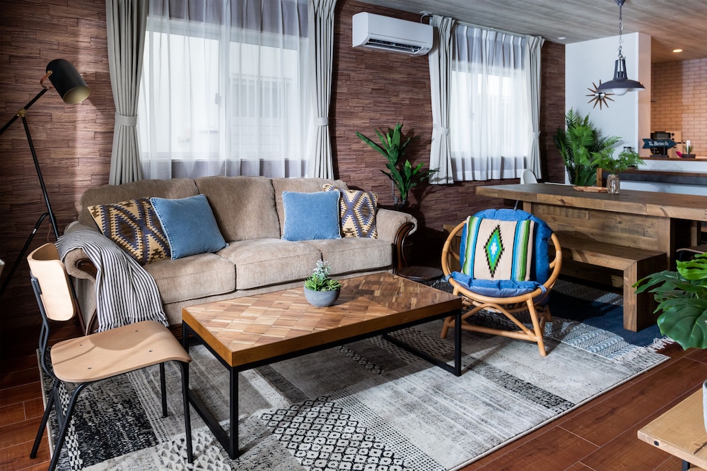 ヴィラ リビング エリア4 | ペンション マカナレアビーチ沖縄