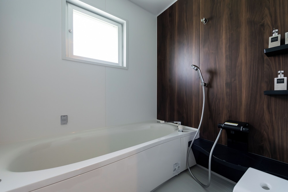 ヴィラ バスルーム4 | ペンション マカナレアビーチ沖縄