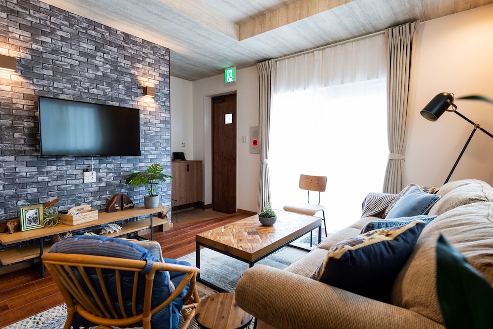 ヴィラ リビング エリア2 | ペンション マカナレアビーチ沖縄