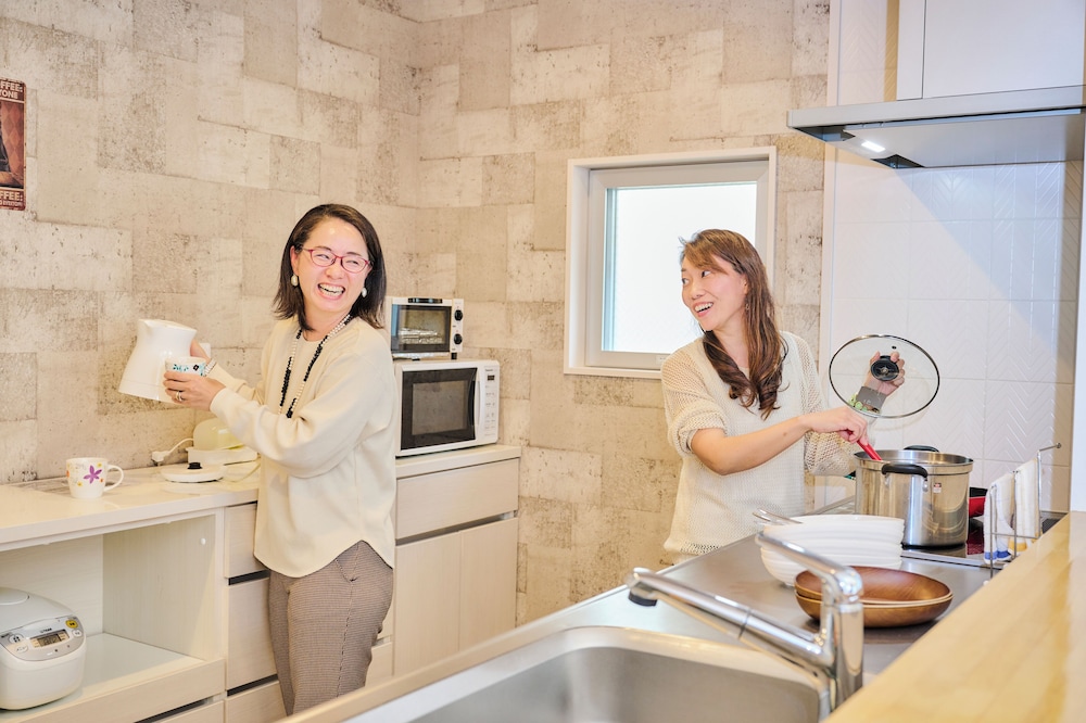 ヴィラ 専用キッチン1 | ペンション マカナレアリゾート沖縄