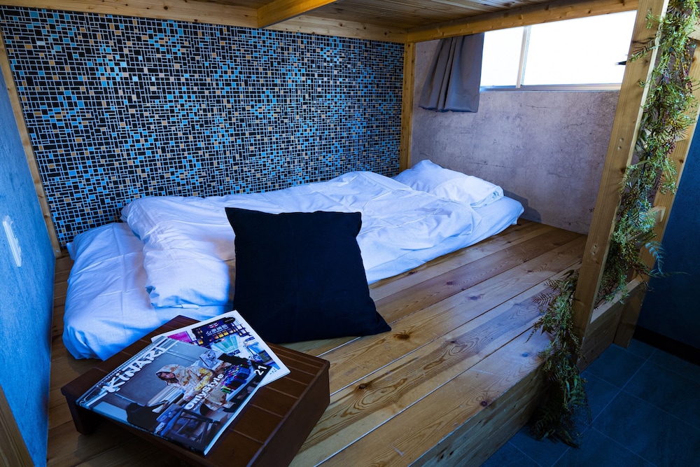 ツインルーム 客室1 | R Hostel Namba south