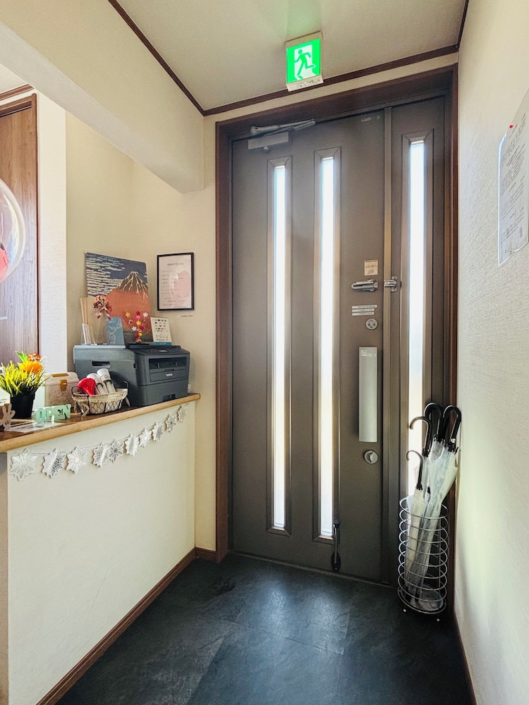 フロント1 | Onefineday Guesthouse