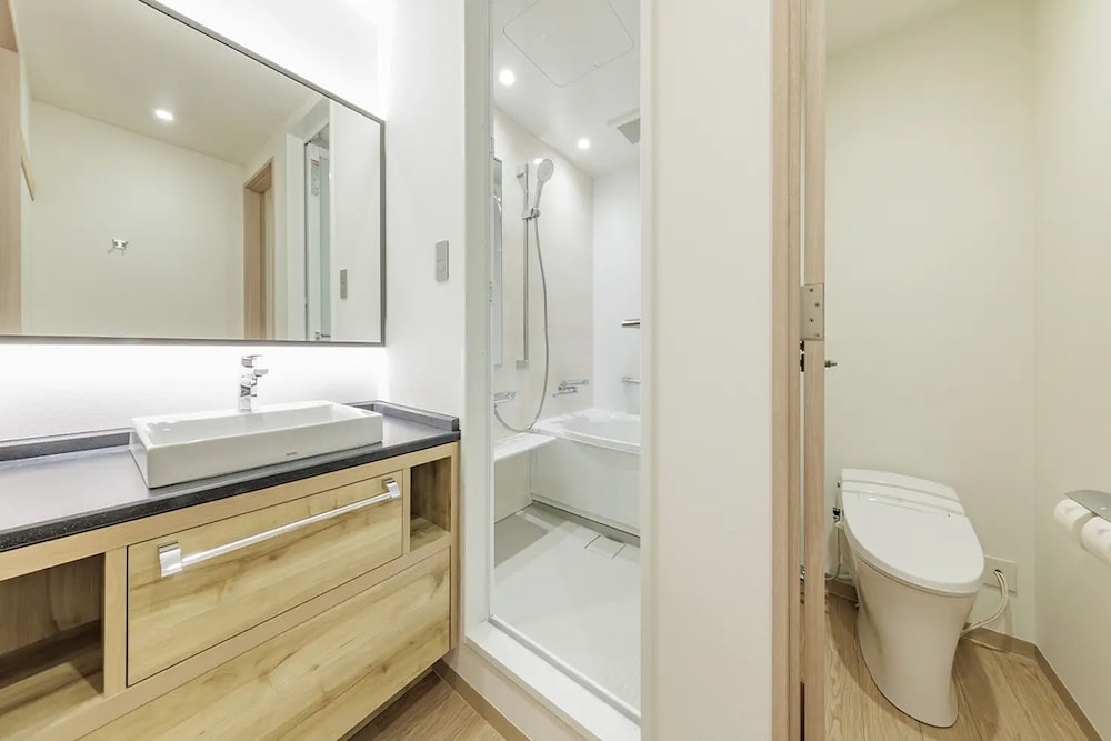 スーペリアトリプル (バス付) 禁煙 バスルーム0 | 亀の井ホテル 長瀞寄居