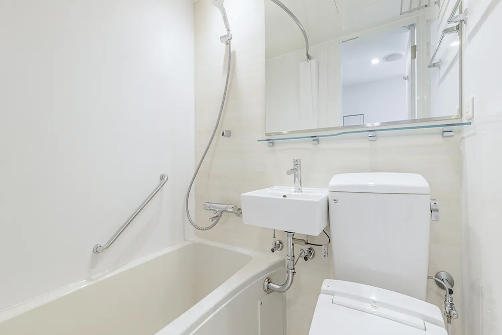 スーペリアツイン (バス付) 禁煙 バスルーム0 | 亀の井ホテル 長瀞寄居