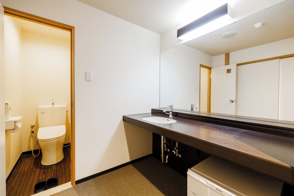 和室8畳 禁煙 客室1 | 亀の井ホテル 長瀞寄居