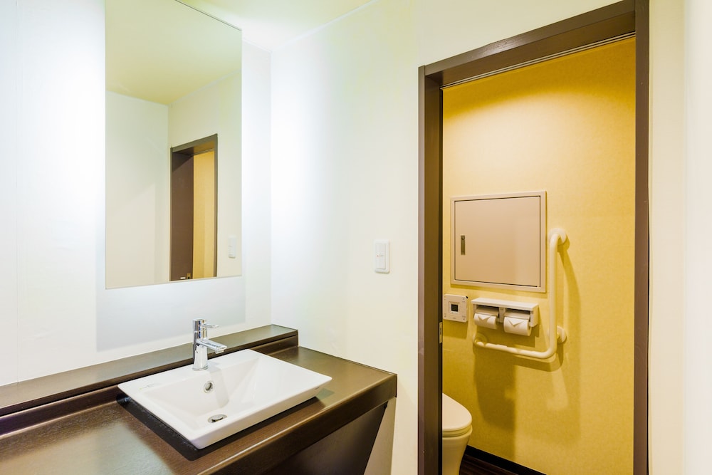 デラックスツイン 禁煙 客室2 | 亀の井ホテル 長瀞寄居