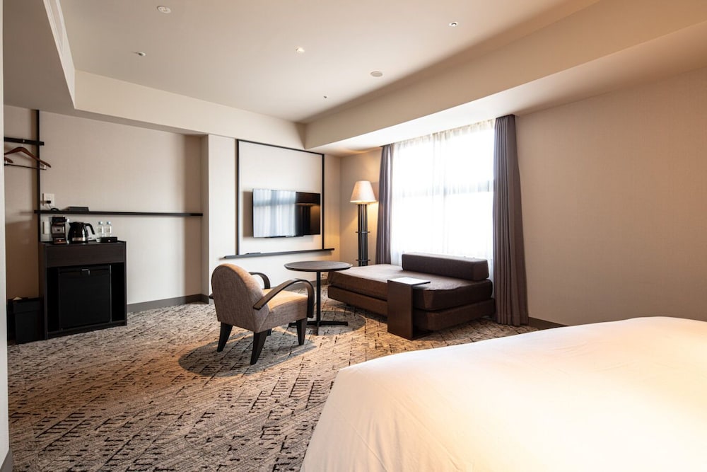 スーペリアダブルChapter 3（禁煙） 客室2 | THE BASICS FUKUOKA