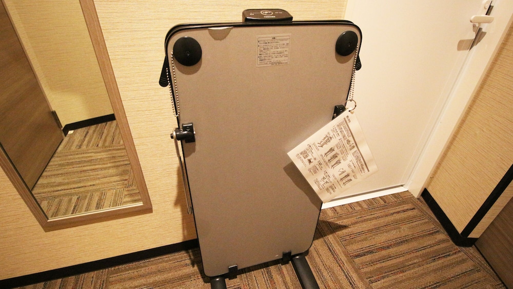 <禁煙>エグゼクティブツインルーム(ユニットバス完備) アイロン / アイロン台1 | アスティルホテル十三 プレシャス