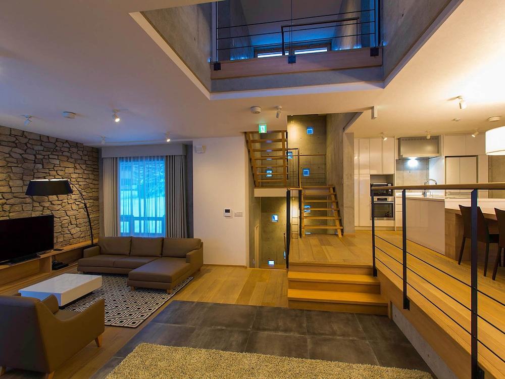 内装1 | Mizunara Chalet