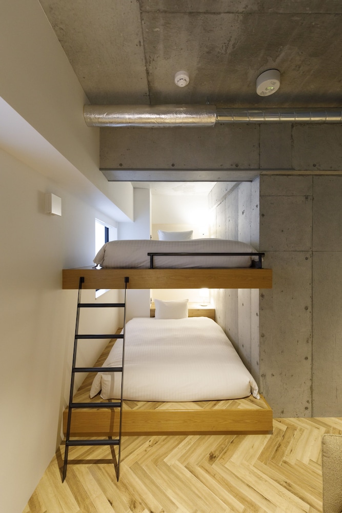 スタンダード ソファー 客室3 | Hotel Mei 福岡天神