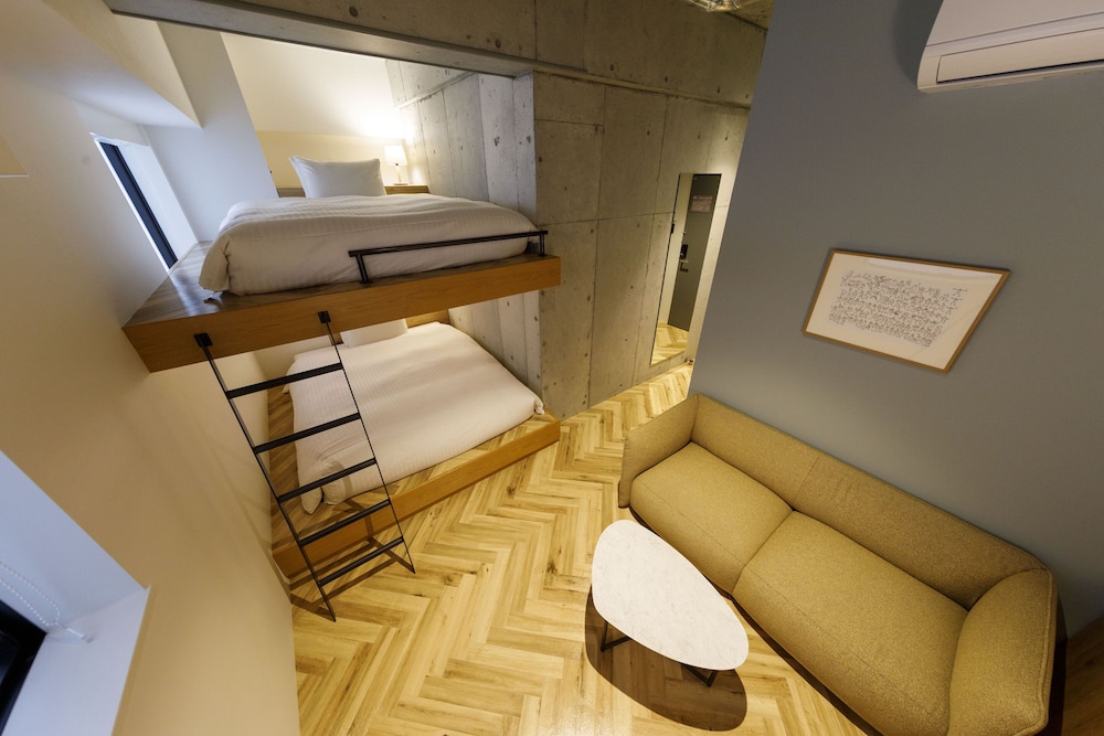 スタンダード ソファー 客室1 | Hotel Mei 福岡天神
