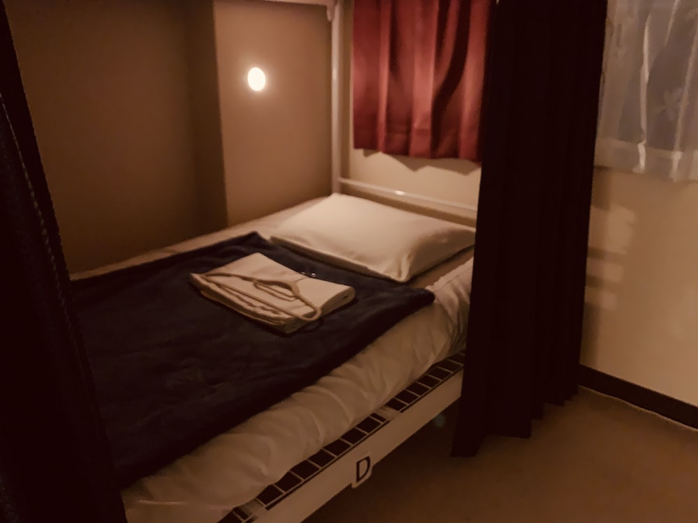 客室1 | ゲストハウス しあわせ駅