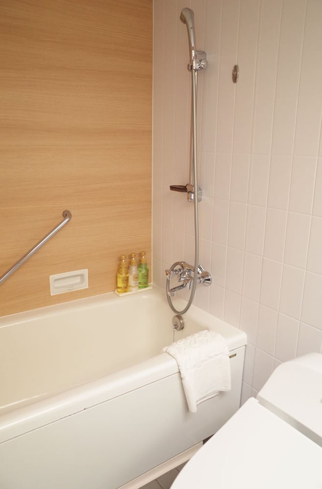 スタンダード ツインルーム 禁煙 バスルーム0 | 清里高原ホテル