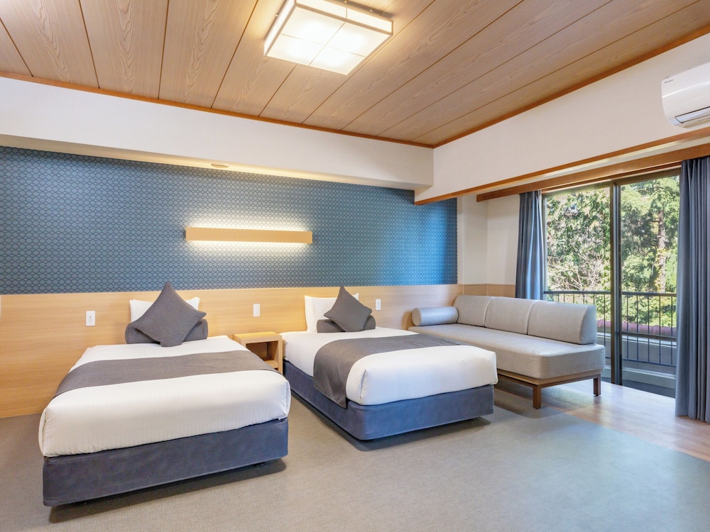 和洋室 客室1 | わんわんパラダイス プレミア 伊豆高原