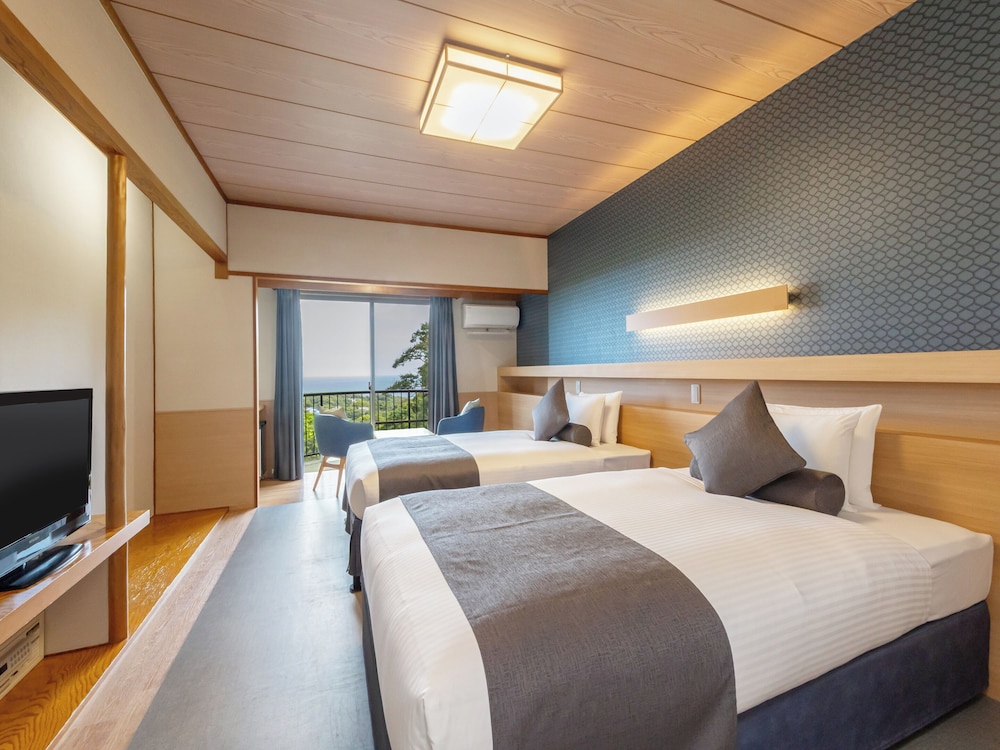 [オーシャンビュー] 和モダンツイン | わんわんパラダイス プレミア 伊豆高原