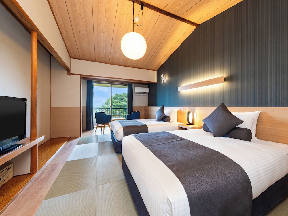 [最上階オーシャンビュー] 和モダンツイン | Wan's Resort 城ヶ崎海岸