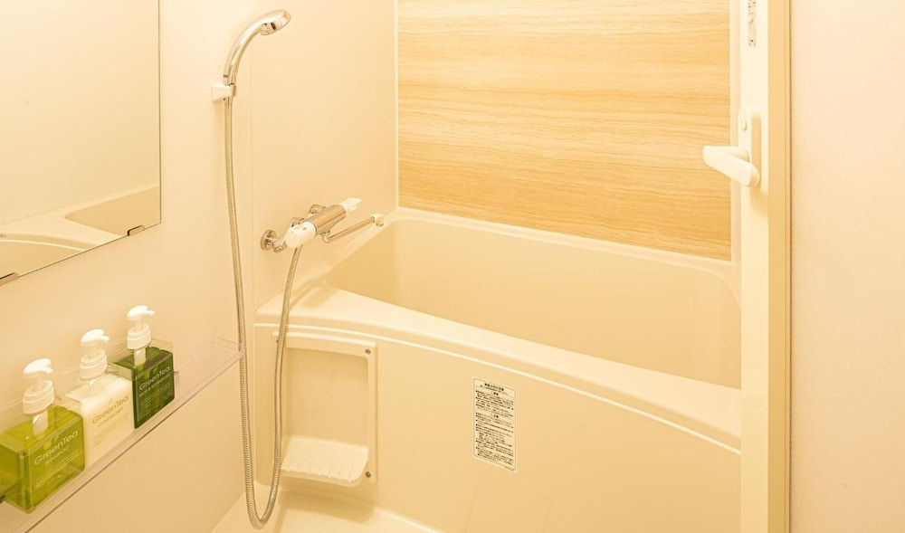 スーペリア ダブルルーム バスルーム0 | 9 Hotel Hakata