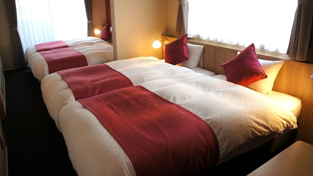 クアッドルーム 客室1 | HOTEL MASTAY 神宮道