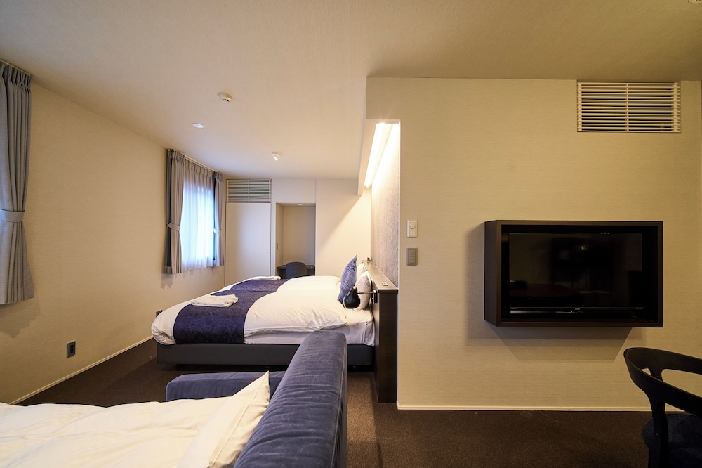 ラグジュアリー ツインルーム 客室5 | HOTEL MASTAY 神宮道