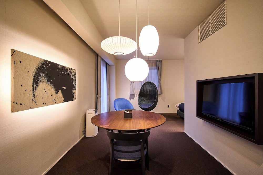 ラグジュアリー ツインルーム 客室7 | HOTEL MASTAY 神宮道