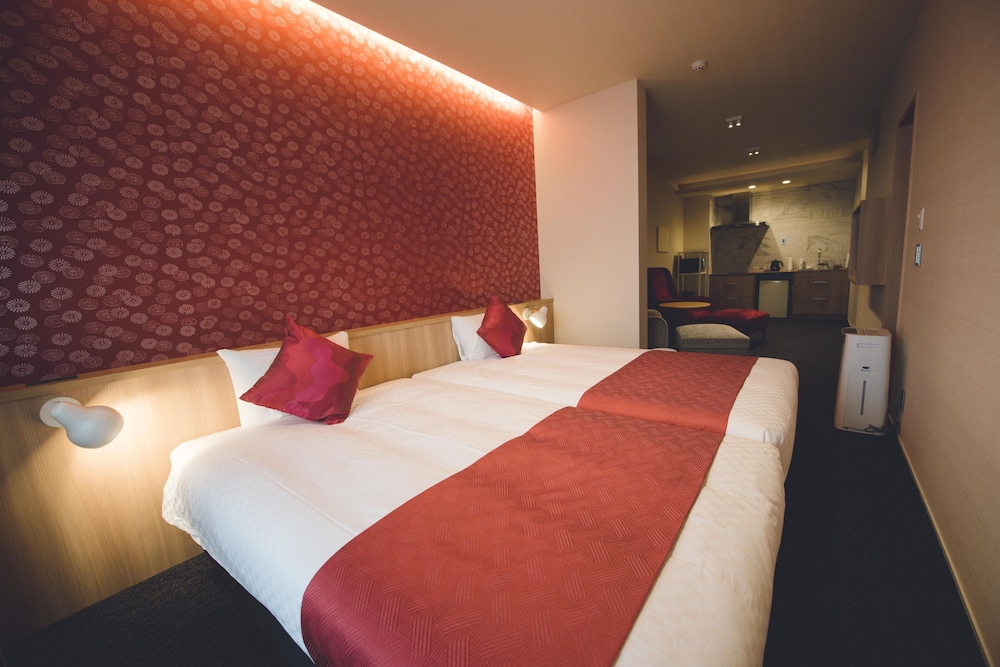 スタンダードツインルーム(2人用ソファベッド付き) 客室2 | HOTEL MASTAY 神宮道