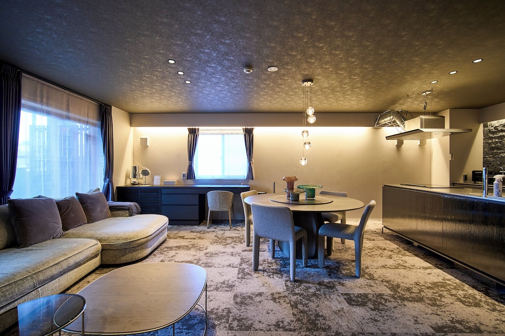 クワッドダブルベッドスイート 客室16 | HOTEL MASTAY 神宮道