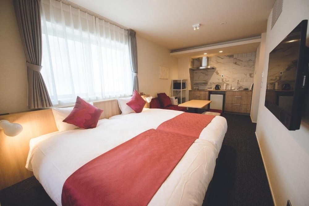 スタンダードツインルーム(2人用ソファベッド付き) 客室4 | HOTEL MASTAY 神宮道