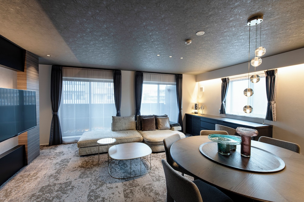 クワッドダブルベッドスイート 客室15 | HOTEL MASTAY 神宮道
