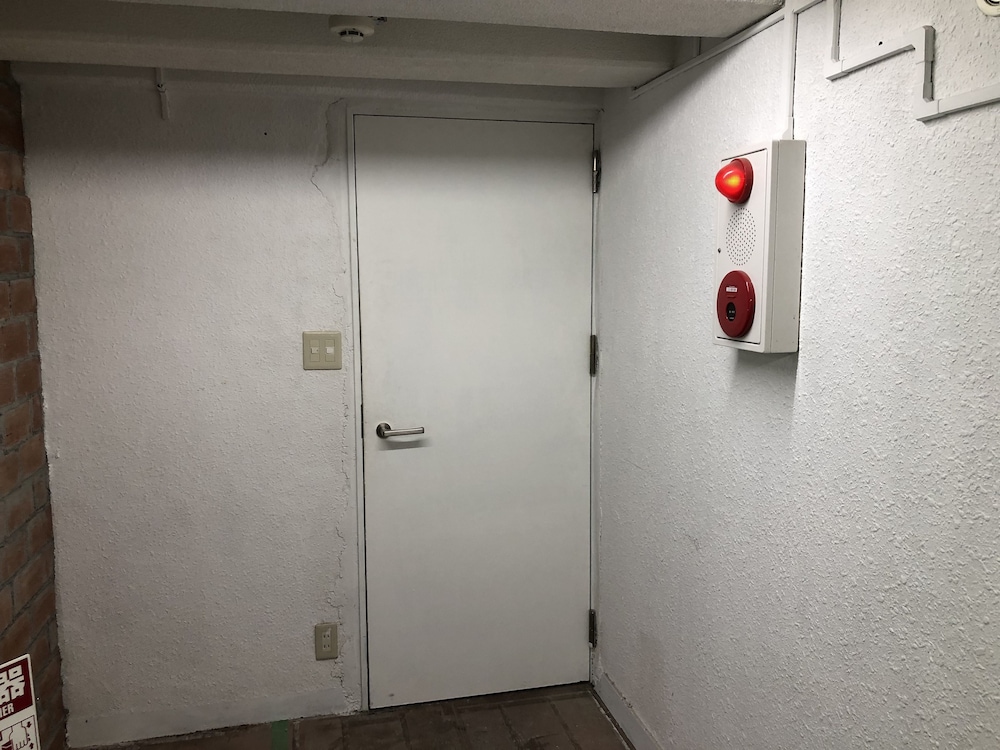 廊下1 | LUANA Nakano