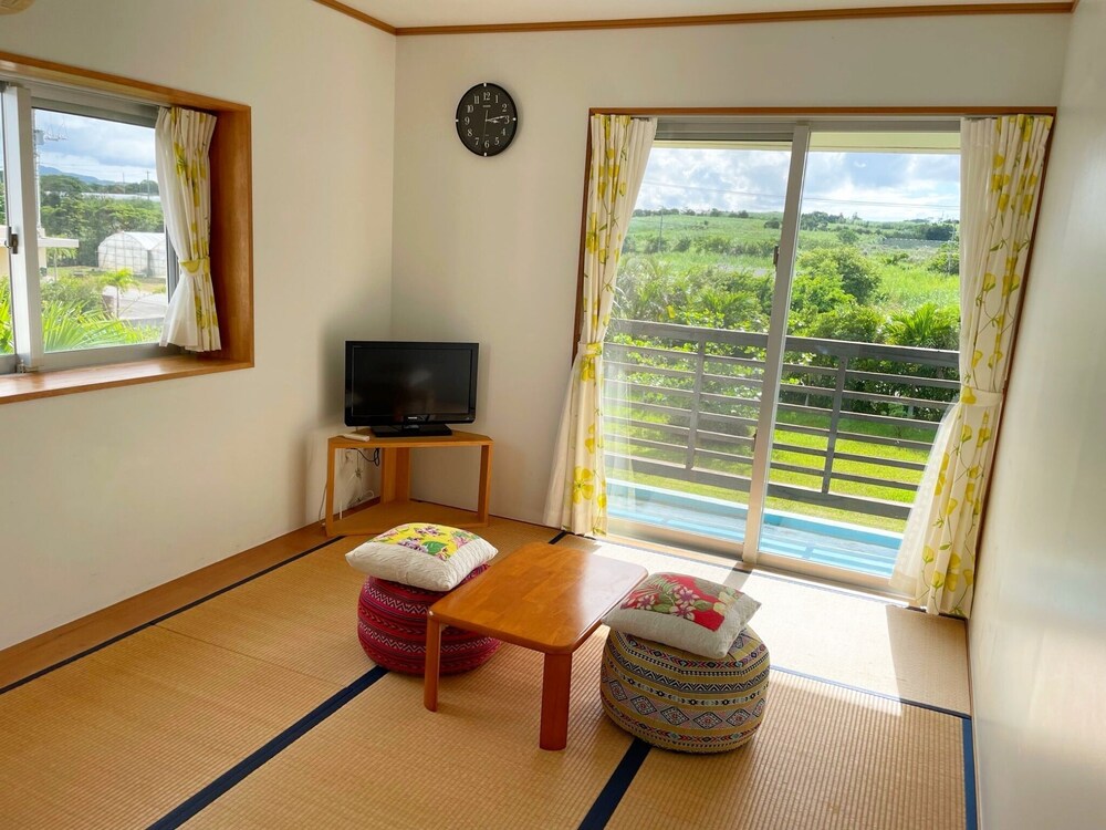 ベーシック ヴィラ 客室1 | ペンション いぺー