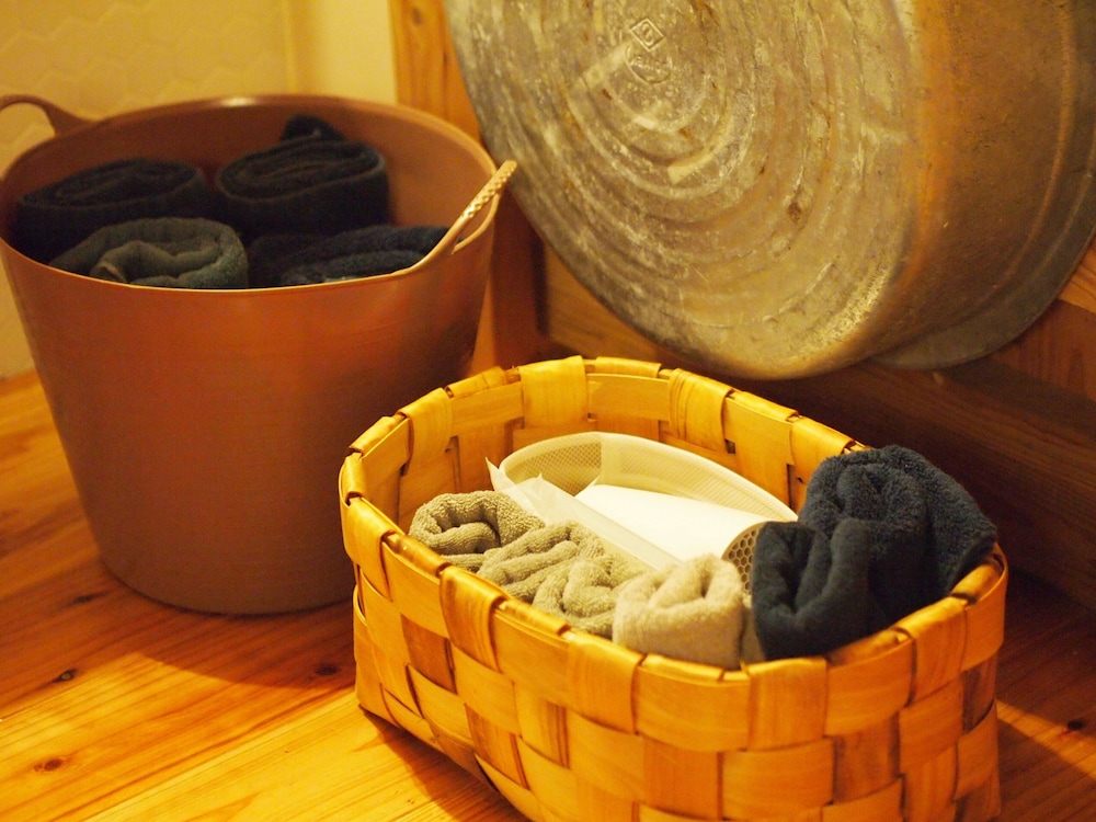 古民家 一棟貸し 客室の設備とサービス0 | フクギに囲まれた家 SAVANGI/さばんぎ沖縄古民家