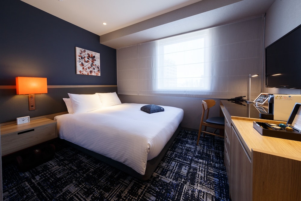 デラックス ダブルルーム | ホテルフォルツァ大阪北浜