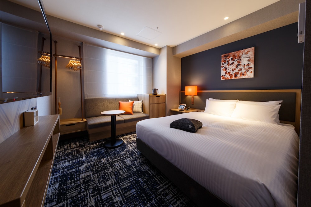 クイーンルーム | ホテルフォルツァ大阪北浜