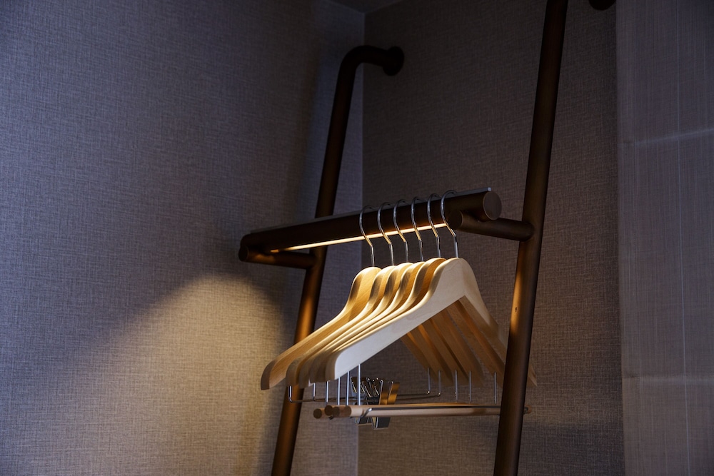 クイーンルーム 客室2 | ホテルフォルツァ大阪北浜