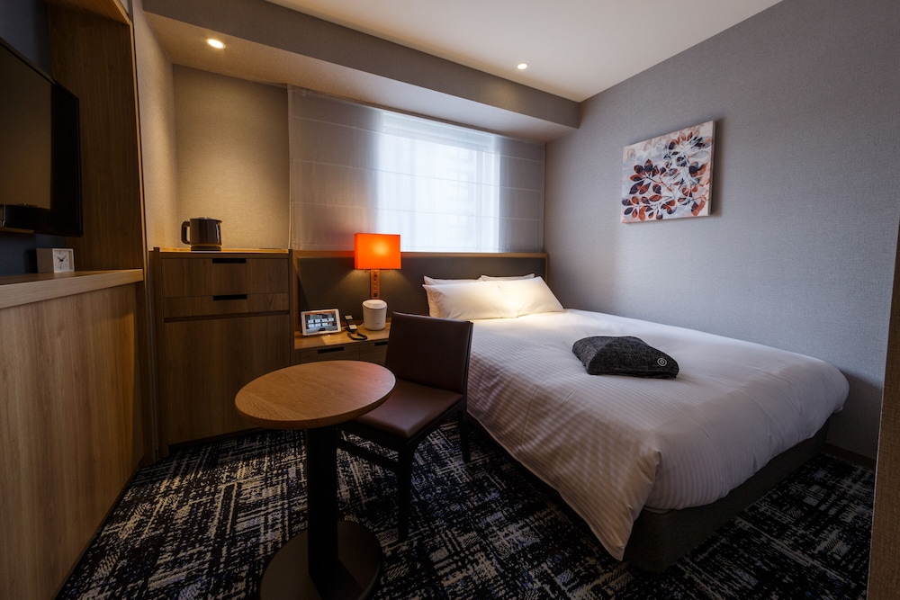 ダブルルーム 客室1 | ホテルフォルツァ大阪北浜