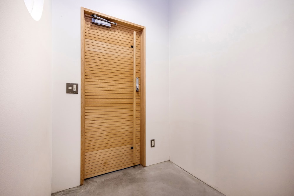 内部エントランス1 | Japan Sessions KANZAKI 01