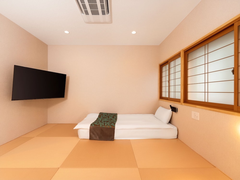 ファミリー ダブルルーム 客室1 | 白馬サンバレーホテル