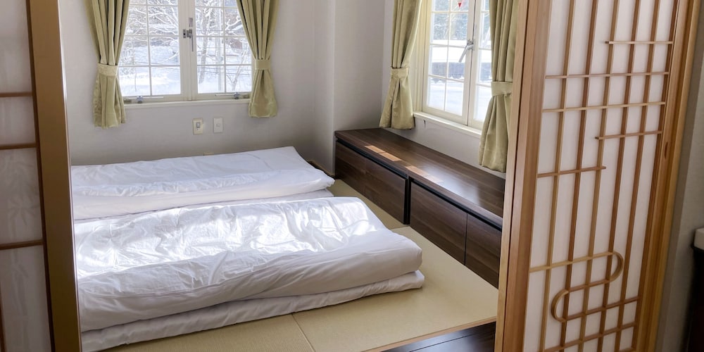 [Annex館] 特別和洋室 禁煙 客室5 | 白馬サンバレーホテル