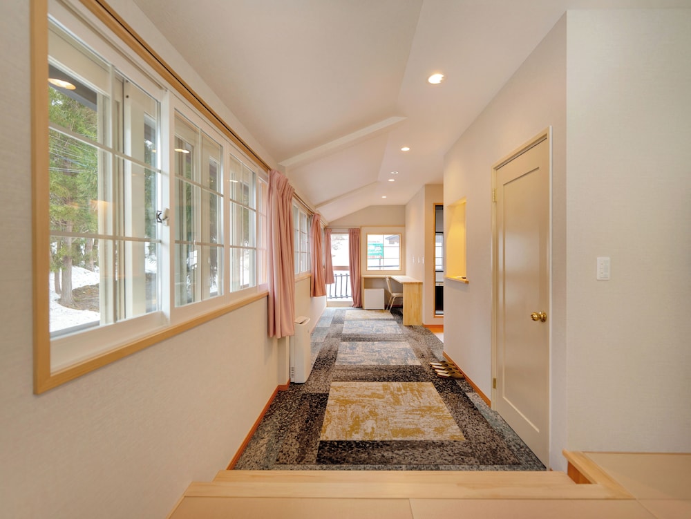 ファミリー ダブルルーム 客室5 | 白馬サンバレーホテル