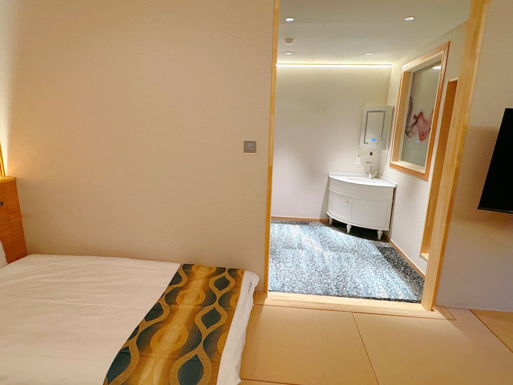 デラックス ルーム 客室7 | 白馬サンバレーホテル