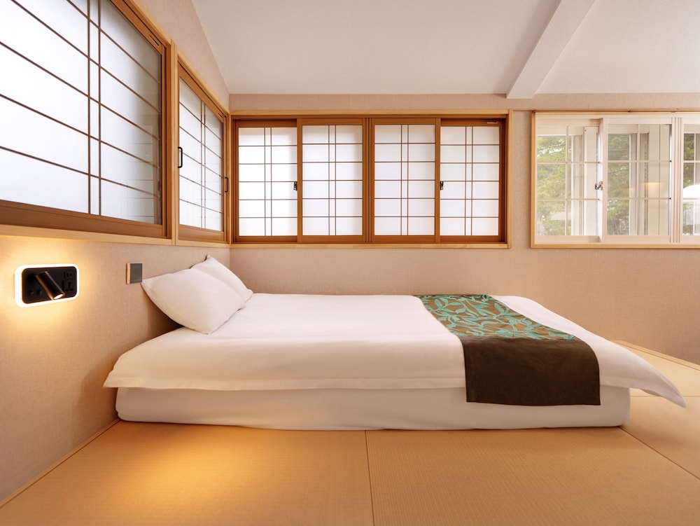 ファミリー ダブルルーム 客室2 | 白馬サンバレーホテル