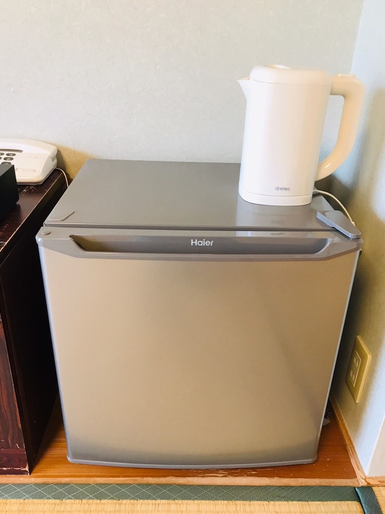 1 階 和室 バリアフリー 共用バスルーム 客室の設備とサービス3 | レイクサイド日光