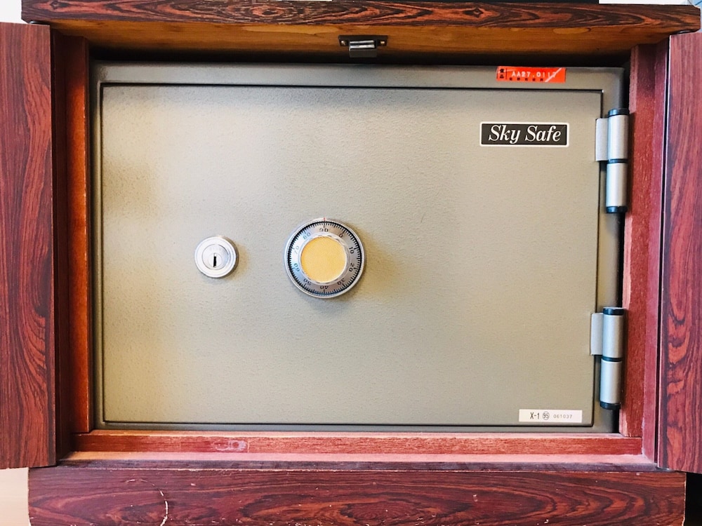 1 階 和室 バリアフリー 共用バスルーム セーフティボックス0 | レイクサイド日光