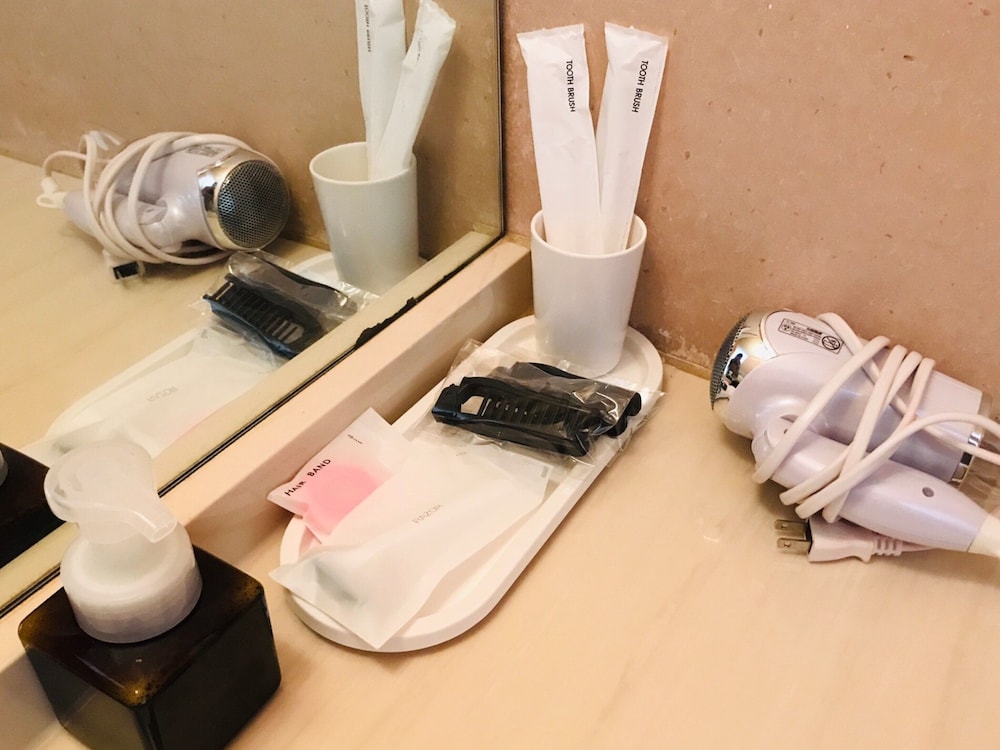 1 階 和室 バリアフリー 共用バスルーム 客室の設備とサービス0 | レイクサイド日光