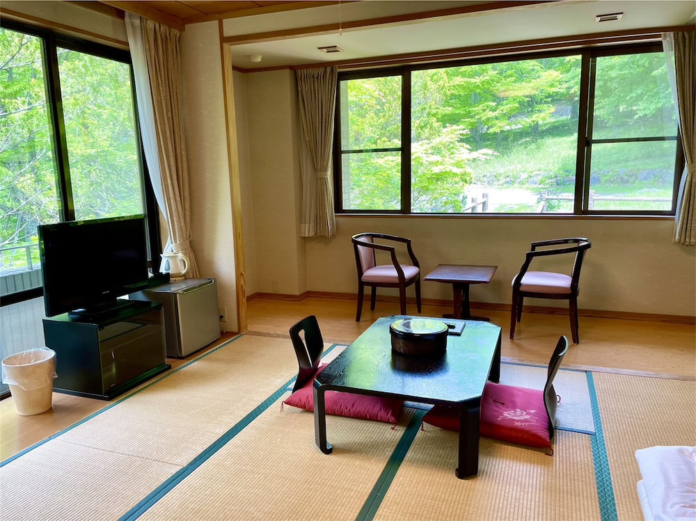 和室角部屋 共用バスルーム | レイクサイド日光